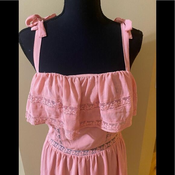 H&M pink coral ruffled sundress - Picture 2 of 11